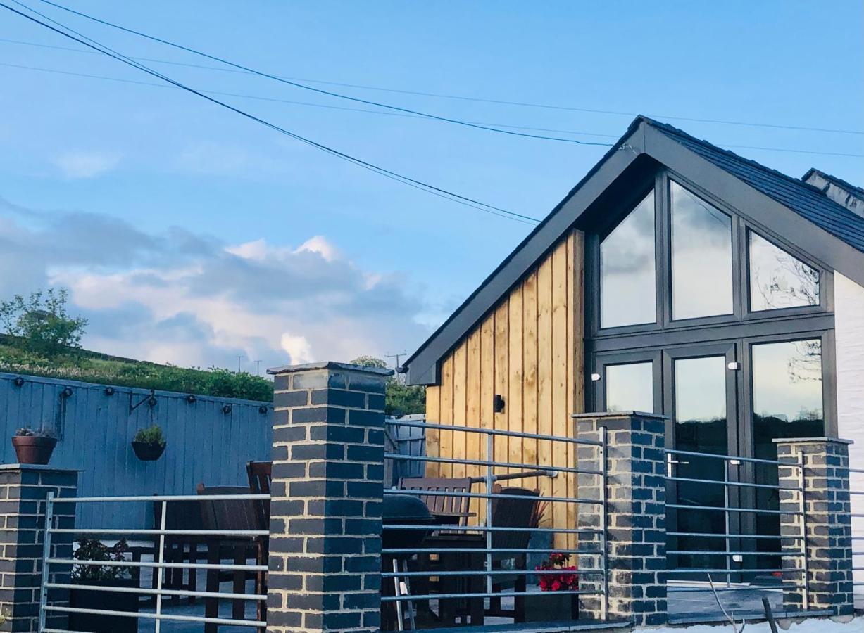 Red Kite Cottage 卡马森 外观 照片
